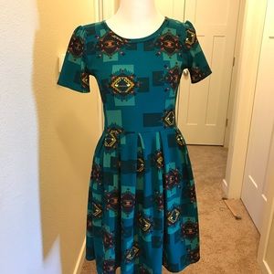 Lularoe XS Amelia dress